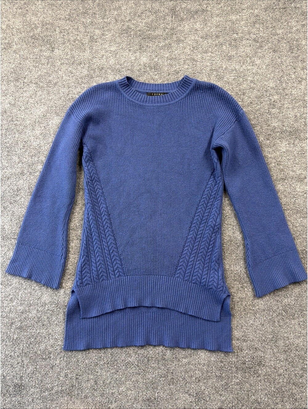 Cyrus  Women's Blue Long Sweater Sz XS
